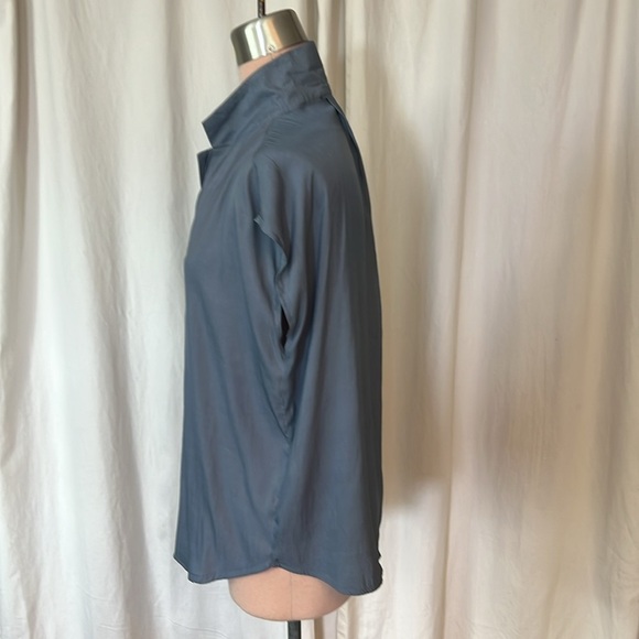 Tahari Steel Blue Sleeveless Blouse NWT - Picture 3 of 10